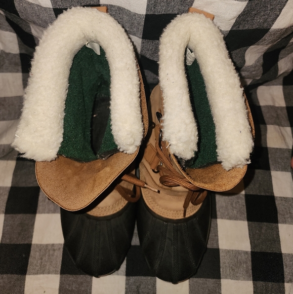 Sorel Caribou II NL1000-220 boot size 9 - Picture 2 of 7